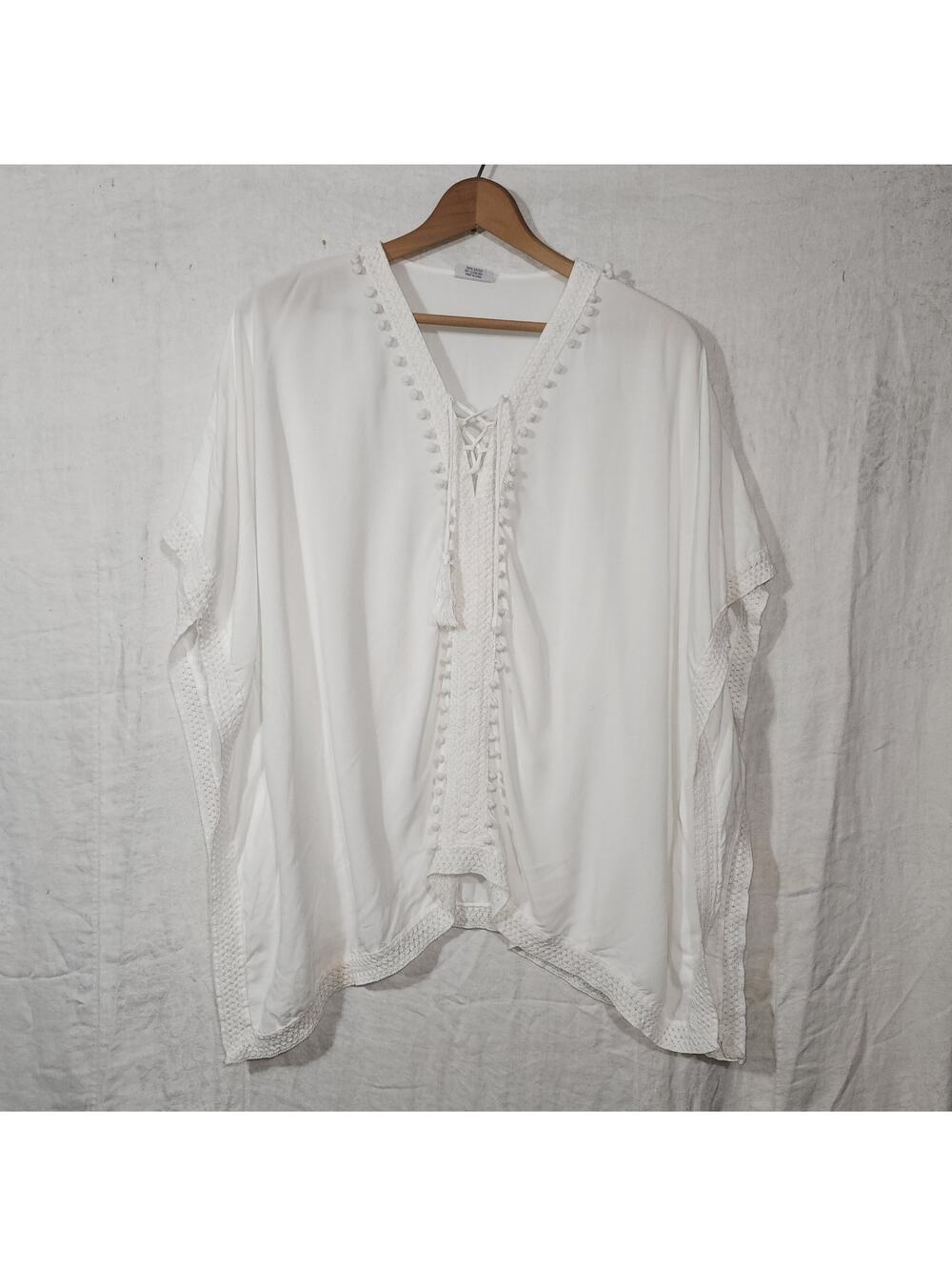 Bindya New York Tunic Cover Up Dress Lace White New from Rachel Zoe Box of Style